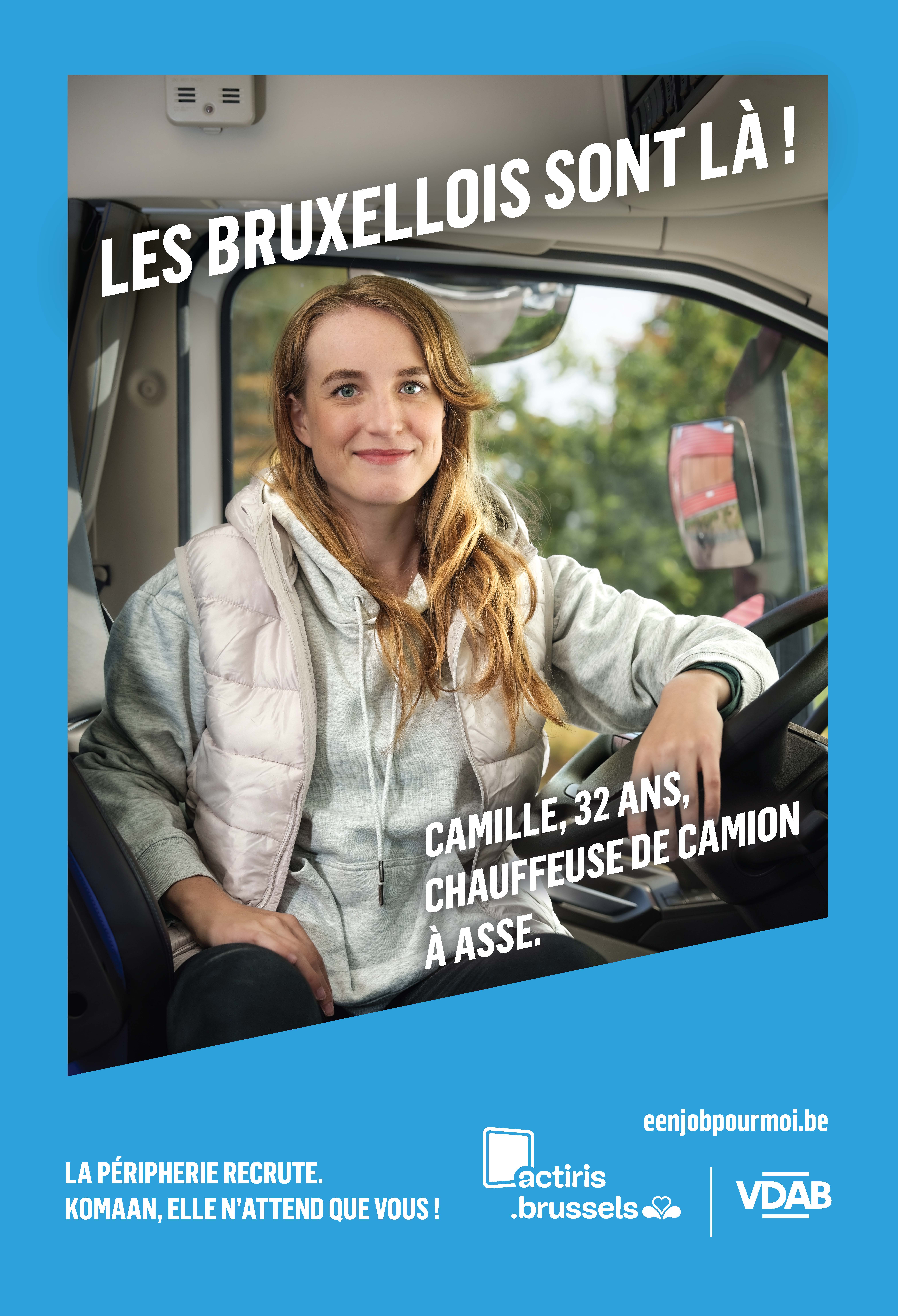 De affiche van Actiris waar Camille de buschauffer warm maakt voor haar job